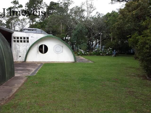 #225 - Casa para Venda em Campos do Jordão - SP