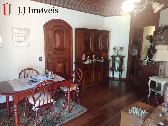 #270 - Casa para Venda em Campos do Jordão - SP