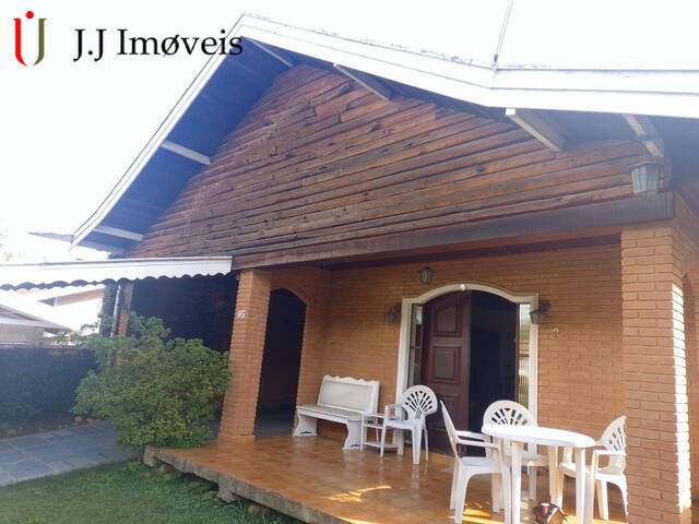 #270 - Casa para Venda em Campos do Jordão - SP