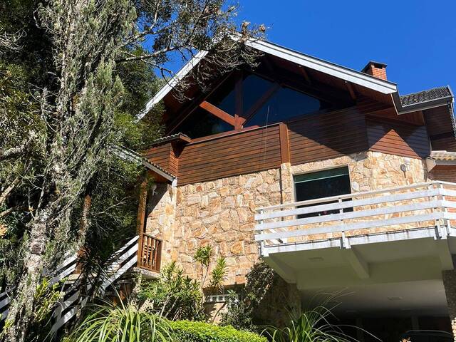 #297 - Casa para Venda em Campos do Jordão - SP - 1