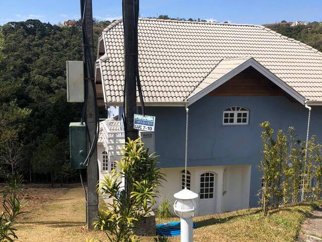 #298 - Casa para Venda em Campos do Jordão - SP - 1