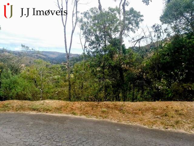 Venda em Condomínio Florestal Clube - Campos do Jordão
