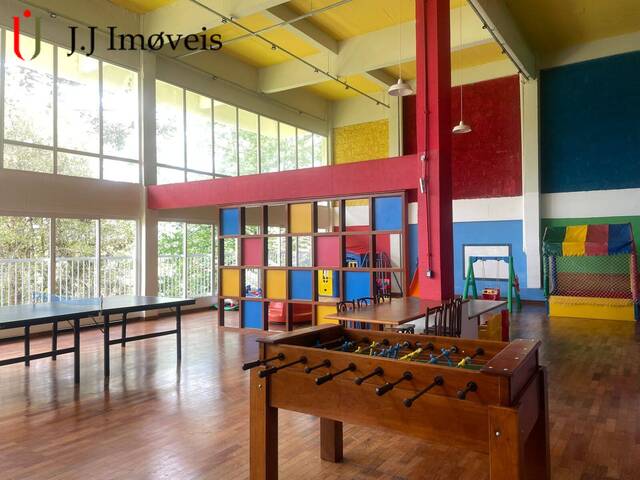 #323 - Casa para Venda em Campos do Jordão - SP - 2