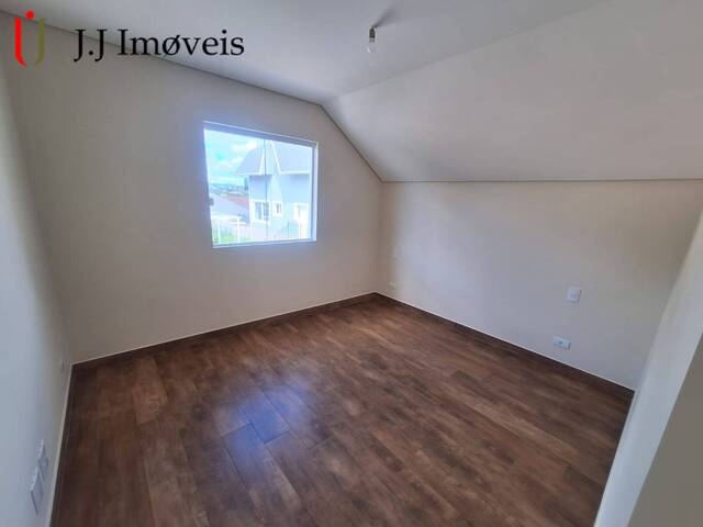 #331 - Casa para Venda em Campos do Jordão - SP