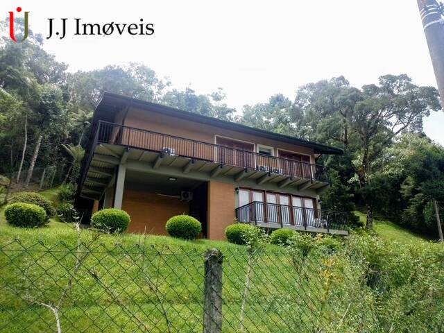 #332 - Casa para Venda em Campos do Jordão - SP