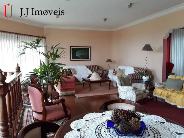 Casa para Venda em Campos do Jordão - 5