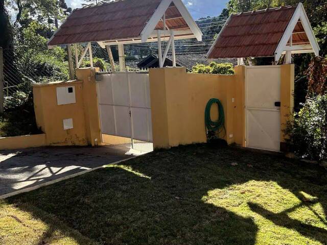 Casa para Venda em Campos do Jordão - 2