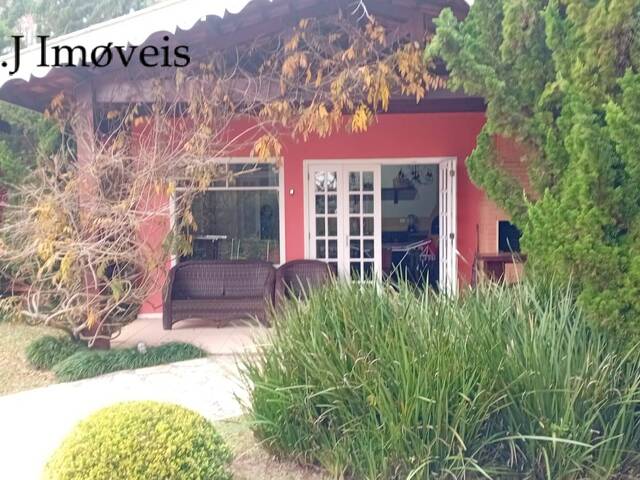 #360 - Casa para Venda em Campos do Jordão - SP
