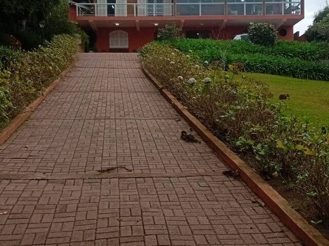 #360 - Casa para Venda em Campos do Jordão - SP