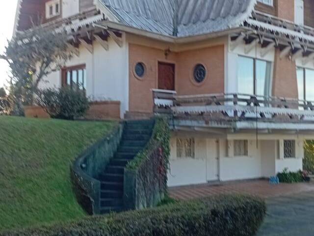 #367 - Casa para Venda em Campos do Jordão - SP - 2