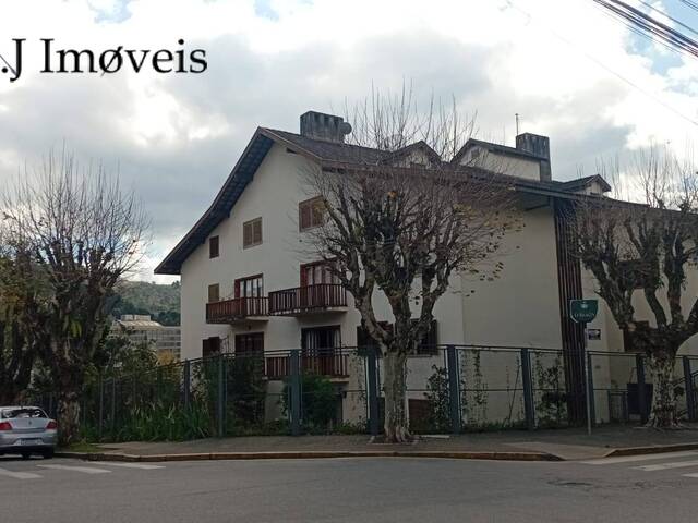 Apartamento para Venda em Campos do Jordão - 2
