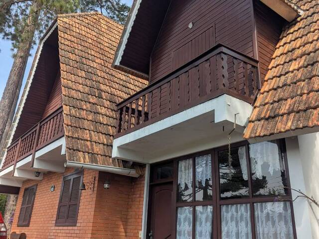 Casa para Venda em Campos do Jordão - 2